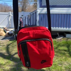 Nike cross body bag